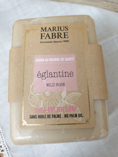 Marius Fabre 150 g Stück Seife Wildrose / Églantine mit Shea-Butter