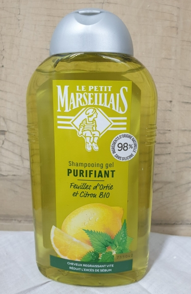 Le Petit Marseillais 250 ml Shampoo Ortie & Citron, Brennnessel & Zitrone für leicht fettendes Haar